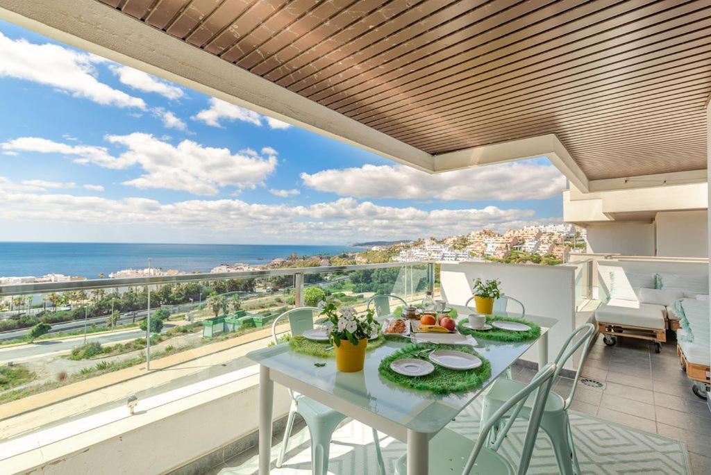 Amazing Sea View 5 Min From Beach エステポナ エクステリア 写真